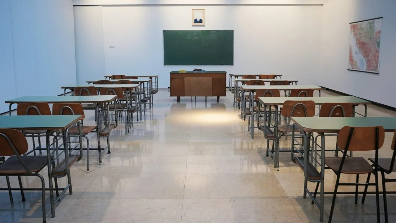 Supplenti senza stipendio da mesi: la crisi silenziosa che mette in ginocchio la scuola italiana