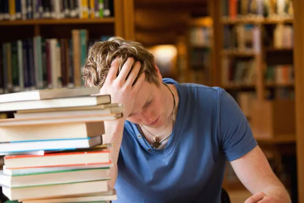 Sei su dieci rinunciano al sonno a maggio: la circolare non basta