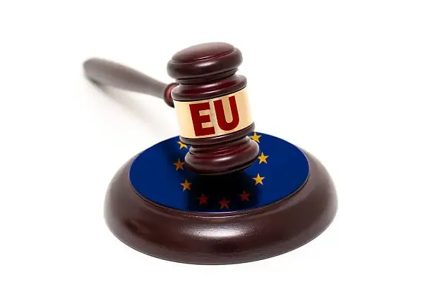 Sentenza UE su Intel: Storia, Motivazioni e Impatti della Riduzione della Multa Antitrust