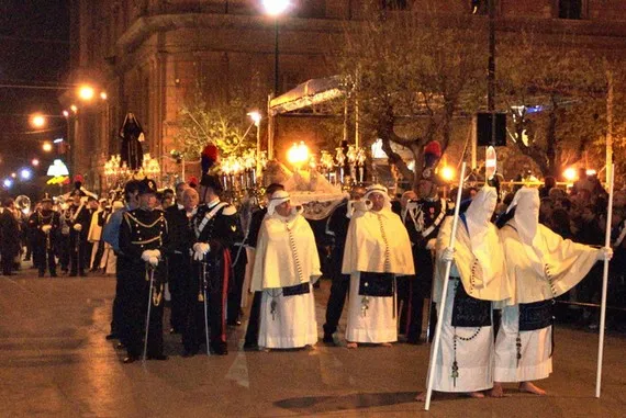 Settimana Santa in Italia: i riti più suggestivi tra sacro e profano, da Nord a Sud