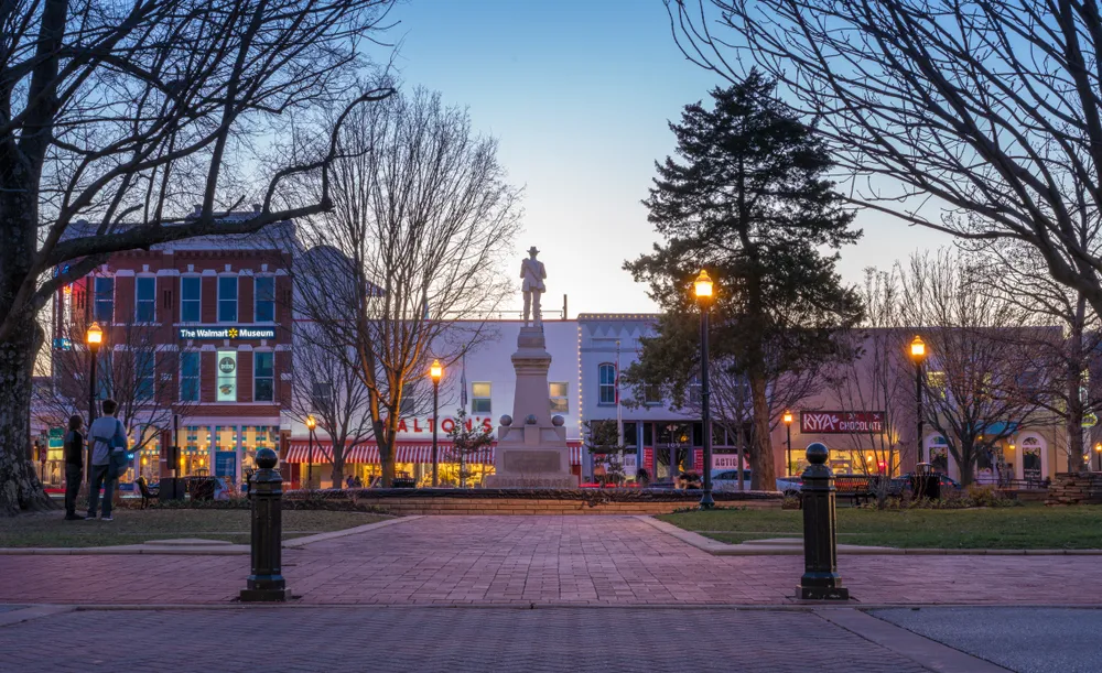 Bentonville: il nuovo fronte dell’istruzione superiore negli Stati Uniti tra innovazione, investimenti e comunità