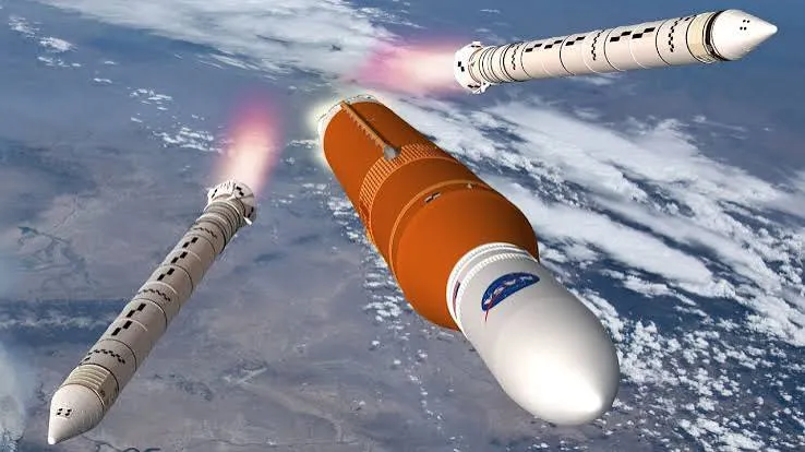 SLS Artemis III in assemblaggio al Kennedy, ma senza sbarco lunare
