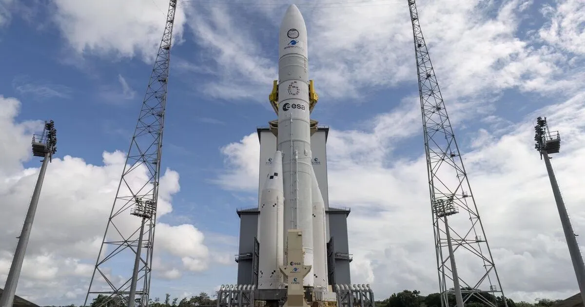 Ariane 6: il primo storico lancio con quattro booster slitta al 2026, un’analisi dettagliata dei ritardi e delle prospettive per lo spazio europeo