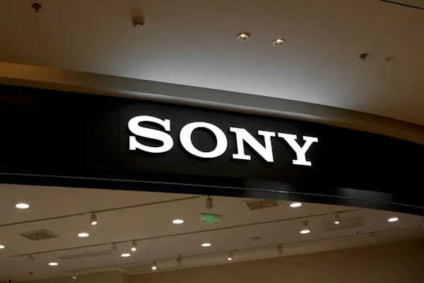 Sony punta ancora sugli smartphone: in arrivo Xperia 1 VIII e Xperia 10 VIII, due modelli innovativi per il 2026