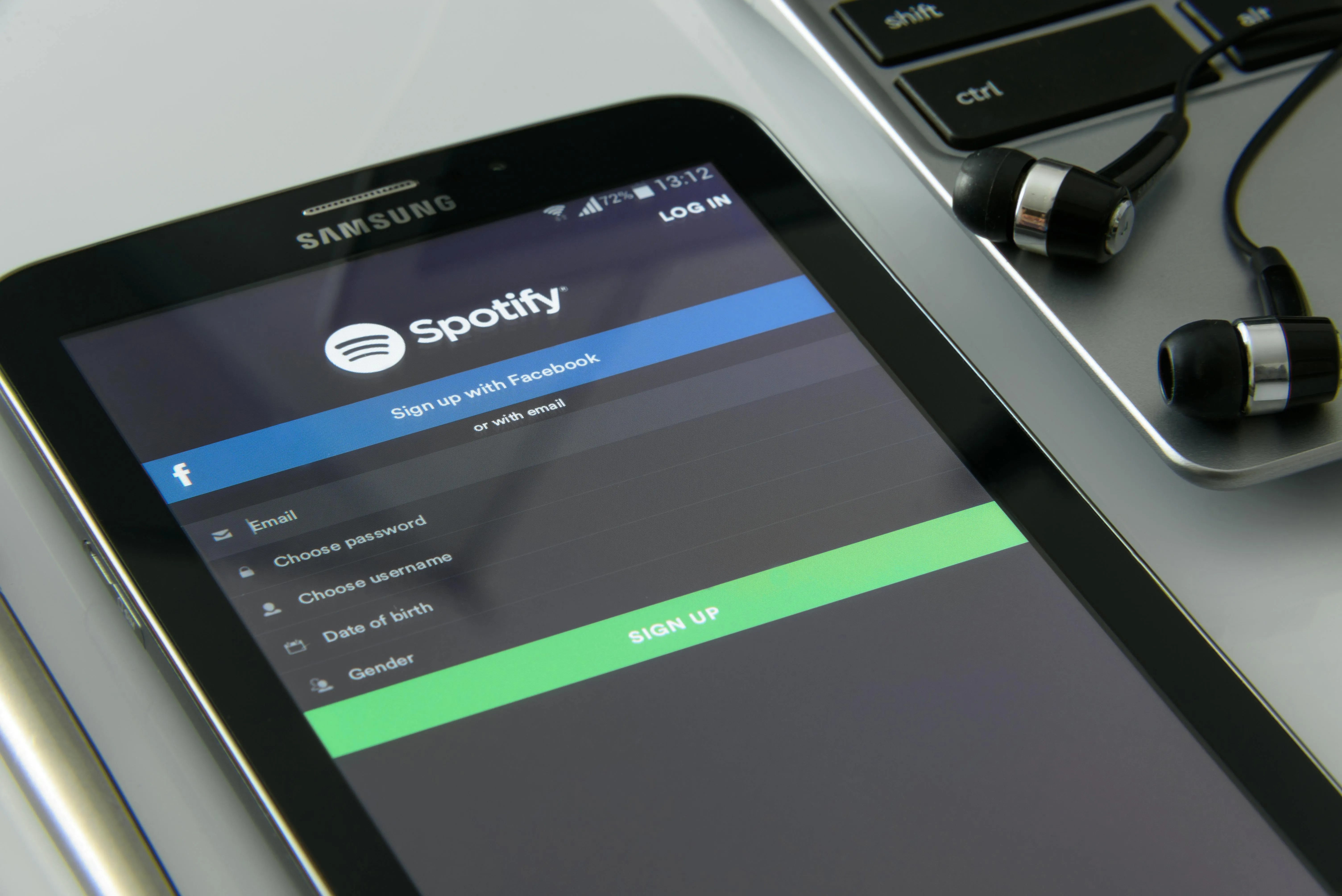 Spotify, 11 miliardi di dollari all'industria musicale nel 2025: cosa rivela il rapporto Loud & Clear