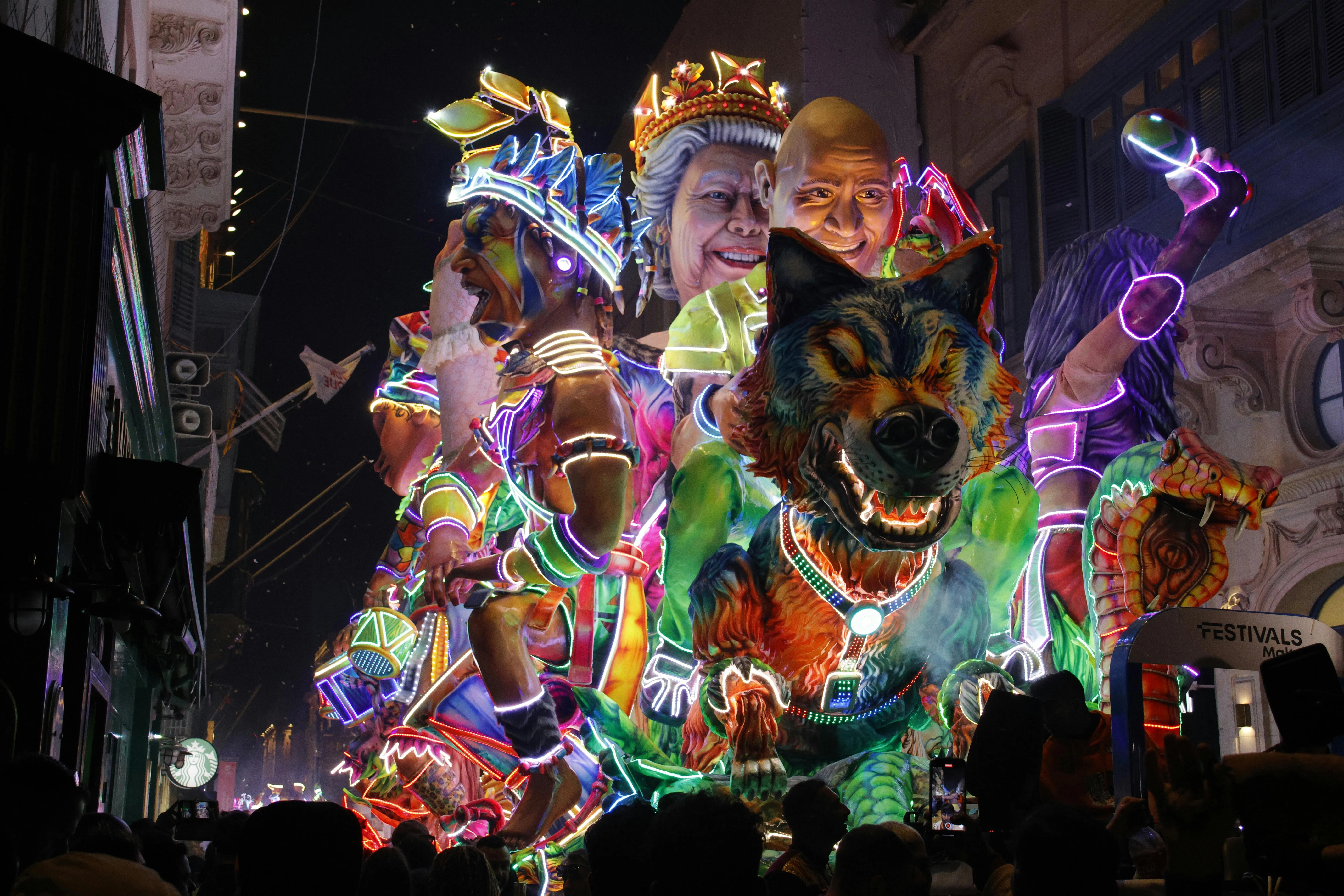 Storia del Carnevale: origini, significato culturale e perché questa festa continua a esistere da secoli