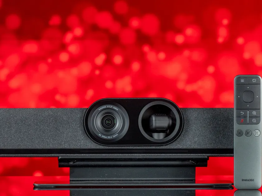 Insta360 rivoluziona le videoconferenze: test e approfondimento su Link 2, Wave e Connect tra AI, audio pulito e video 4K