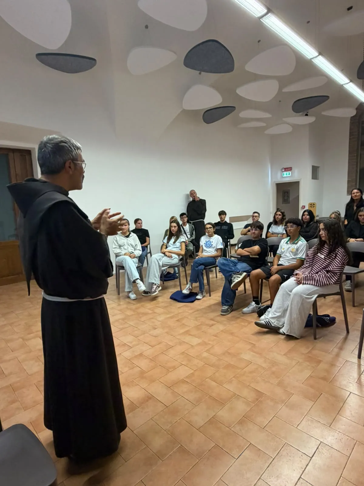 Studenti del concorso nazionale su San Francesco ad Assisi per gli 800 anni dalla nascita del Santo