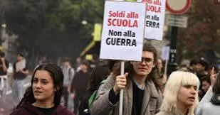 Studenti internazionali, Italia ferma al 4,8%: in Irlanda al 16%