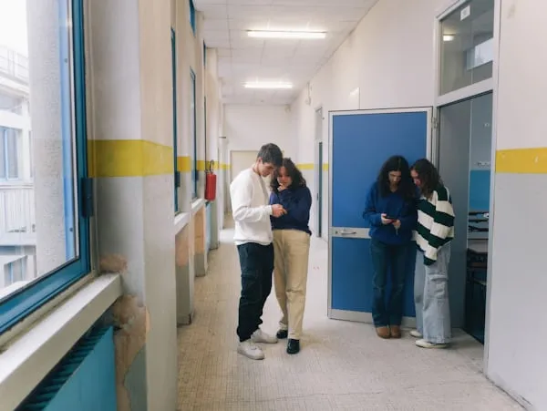 Superare i limiti senza percepirli come prigioni: la sfida educativa del dirigente scolastico