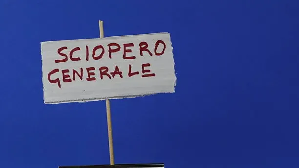 Terzo sciopero generale di maggio nella scuola: si ferma il 29