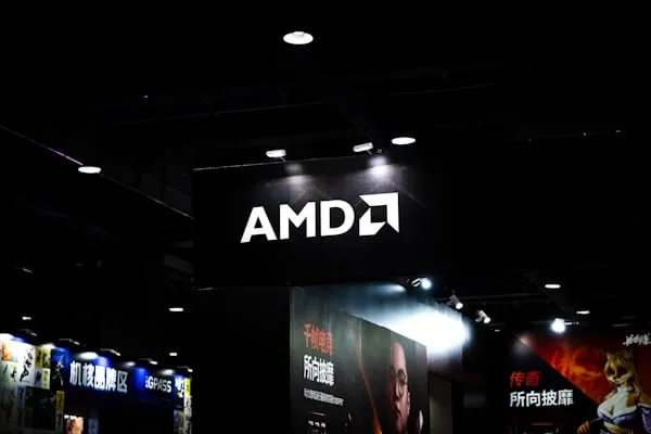 TinyCorp sfida il mercato AI: la proposta ad AMD per una GPU RDNA 5 da 96 GB a 2.500 dollari