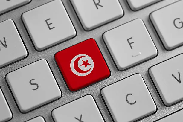Tunisia all’avanguardia: nasce il Patto nazionale per l’uso etico dell’intelligenza artificiale nel giornalismo
