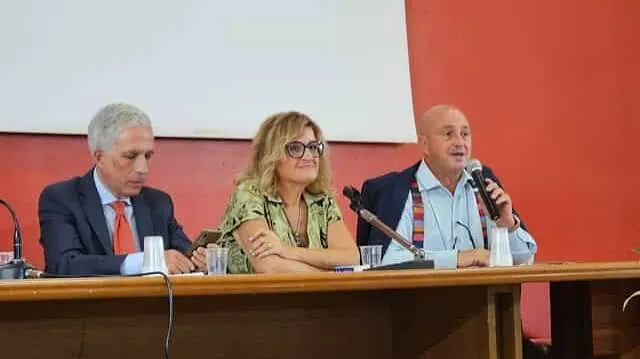 Turano ai presidi di Palermo: sportelli d'ascolto con dispersione al 23,6%