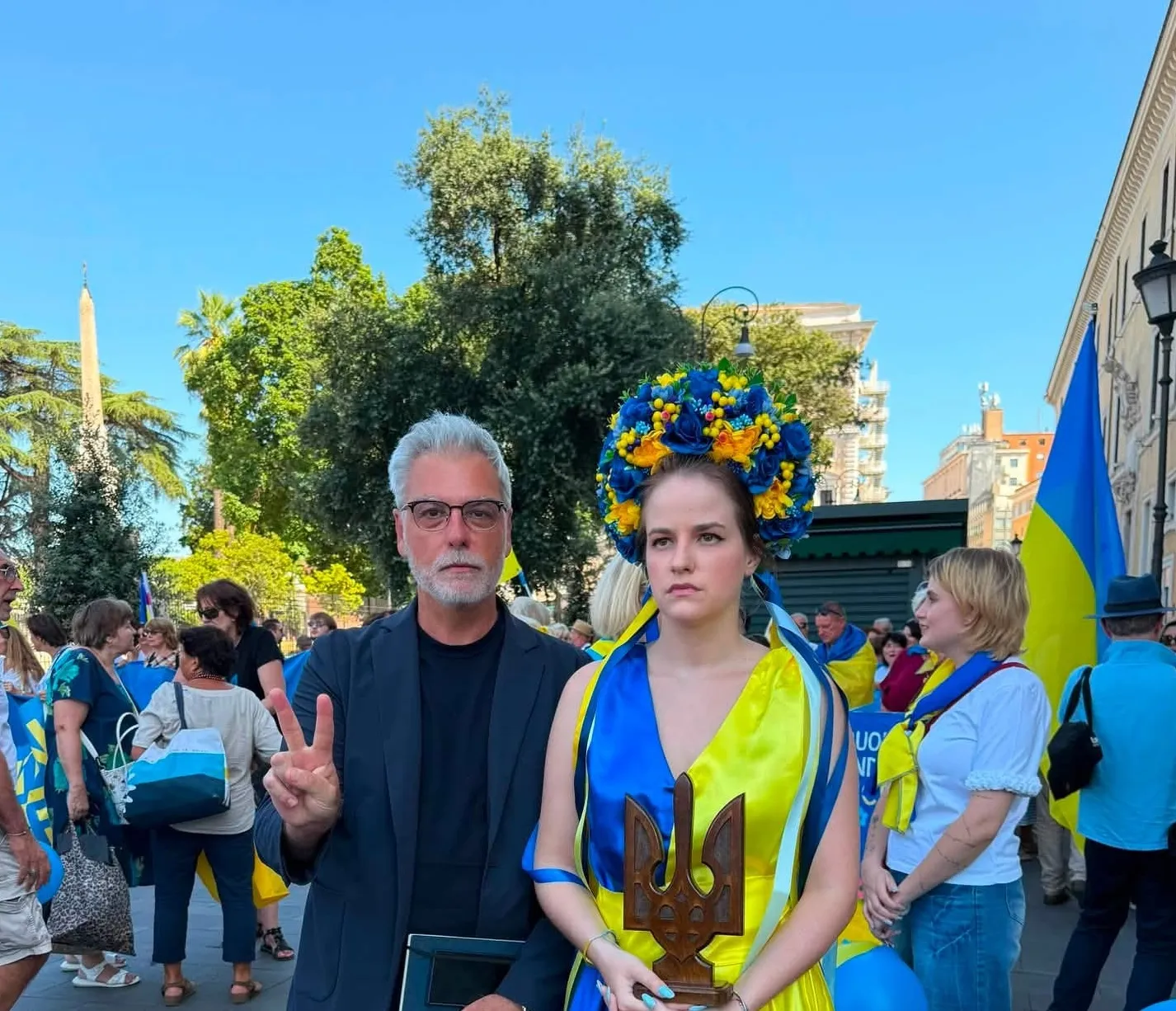 Ucraina, Federico Mollicone (Fdi), presidente della commissione cultura della Camera, celebra a Roma il 35° anniversario dell'indipendenza insieme alla comunità che vive in Italia