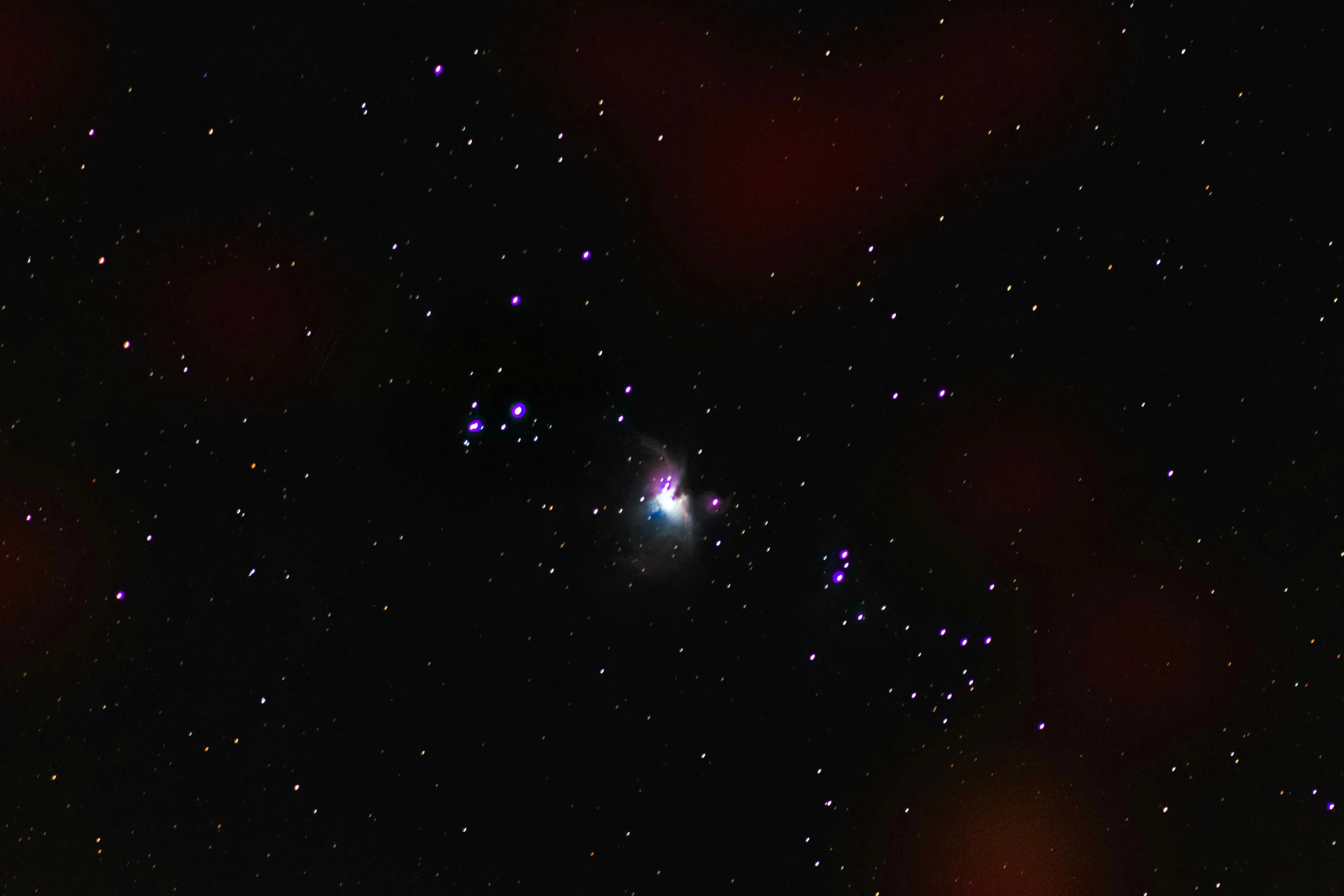 Una Finestra sull'Alba dell’Universo: Scoperta la Galassia Primordiale MoM-z14 dal Telescopio James Webb