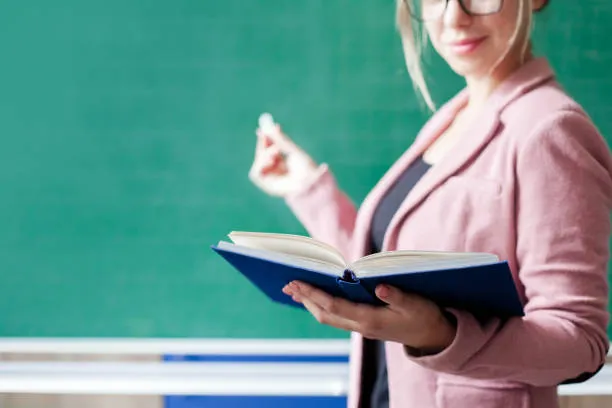 Università, 60mila nuovi posti per l’abilitazione dei docenti: tutte le novità del decreto MUR 138/2026