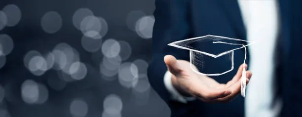 Università di Ulster, 450 posti di lavoro a rischio: il crollo degli studenti internazionali mette in ginocchio l'ateneo