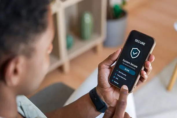 L’India impone la preinstallazione obbligatoria dell’app di sicurezza Sanchar Saathi sui dispositivi smartphone: tutte le implicazioni per produttori e utenti