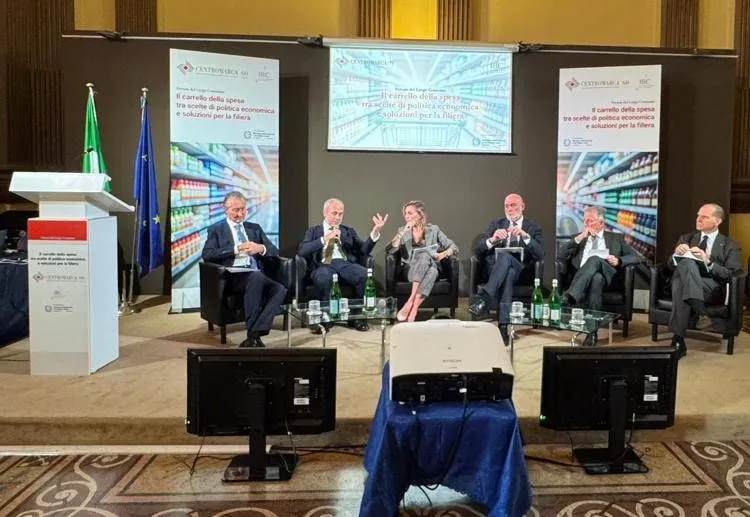 Industria italiana tra sfide globali e riforme coraggiose: il punto di Valentino Valentini al Forum del Largo Consumo 2025