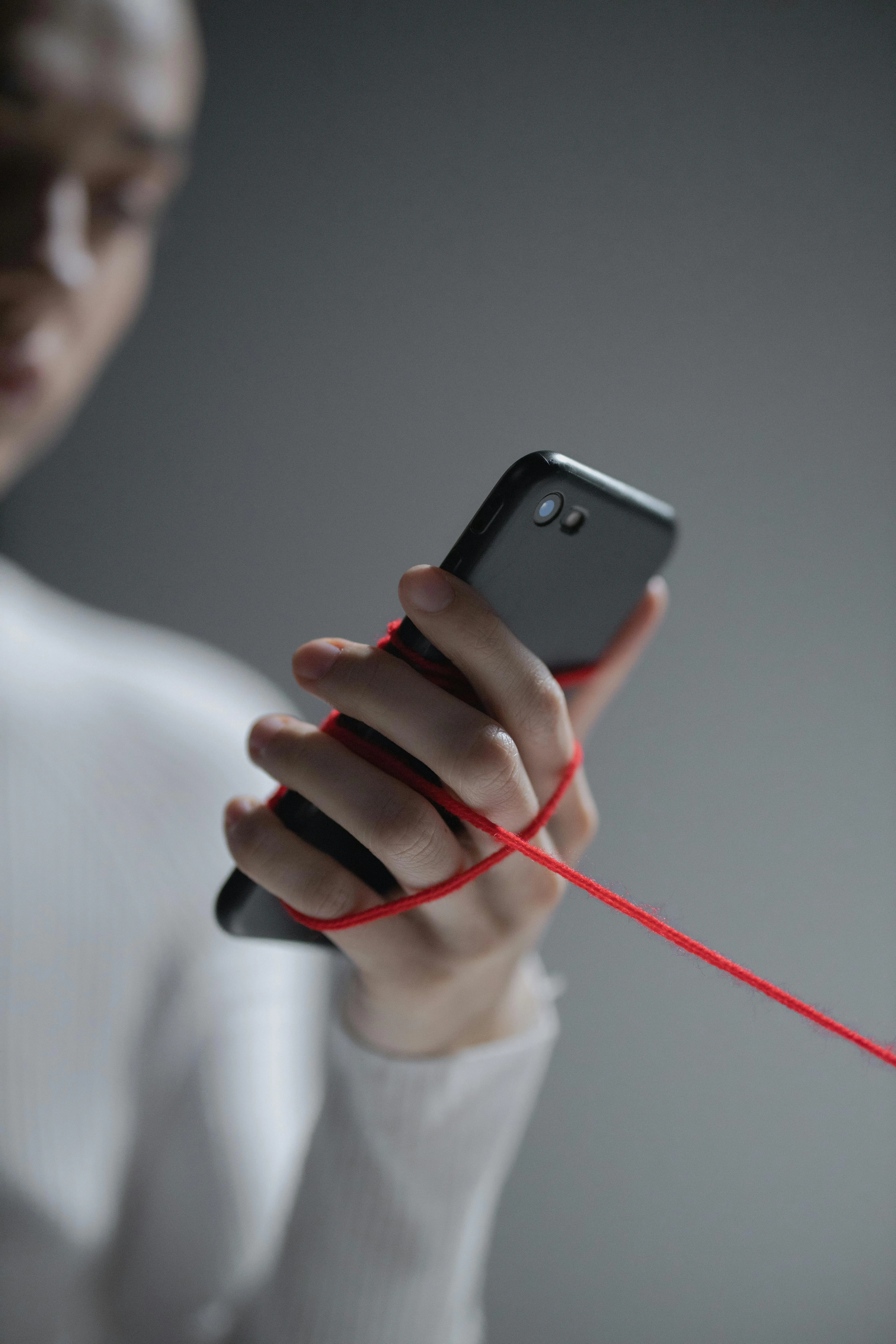 Verdetto storico negli Usa: Meta e Google colpevoli della dipendenza dai social media tra i giovani