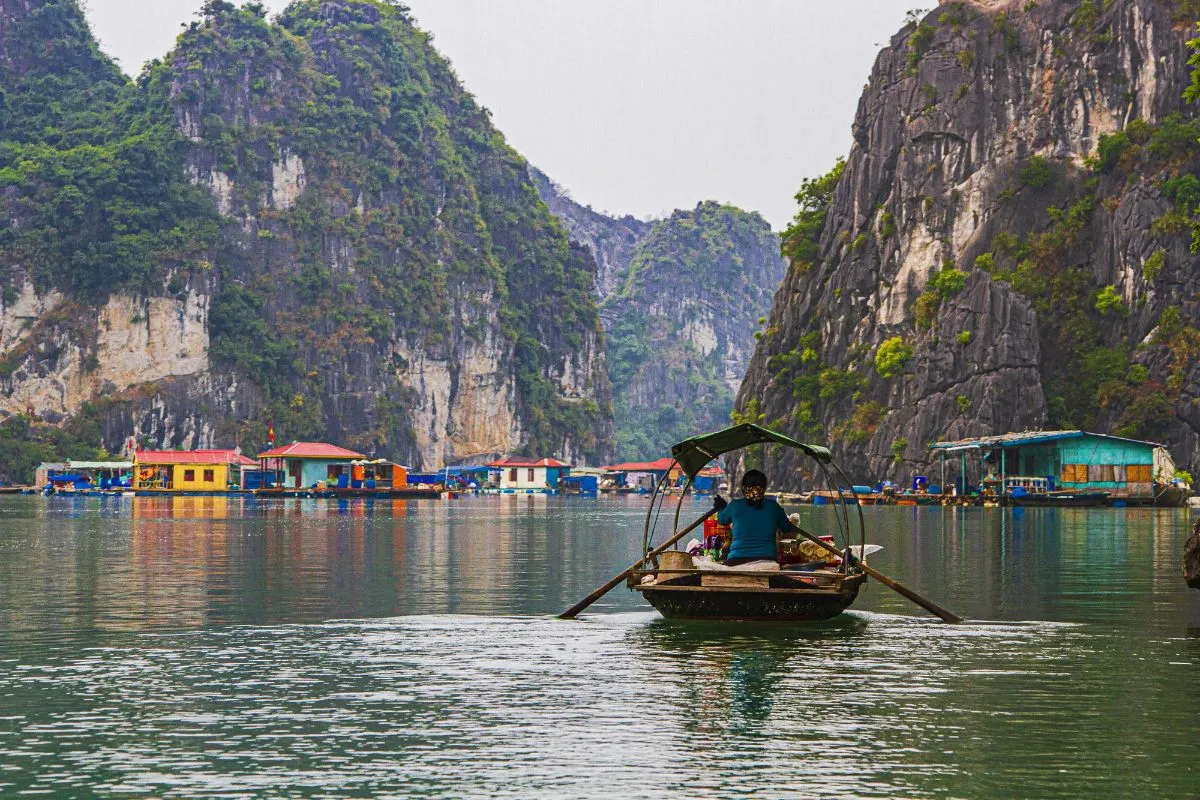 Vietnam: Nuove Opportunità per Studenti Stranieri, Proposta la Possibilità di Lavoro Part-Time con Limiti Precisi