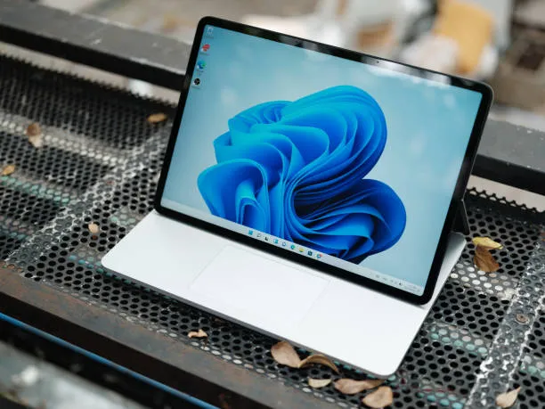 Windows 11, accesso al drive C: bloccato sui portatili Samsung: cosa sta succedendo