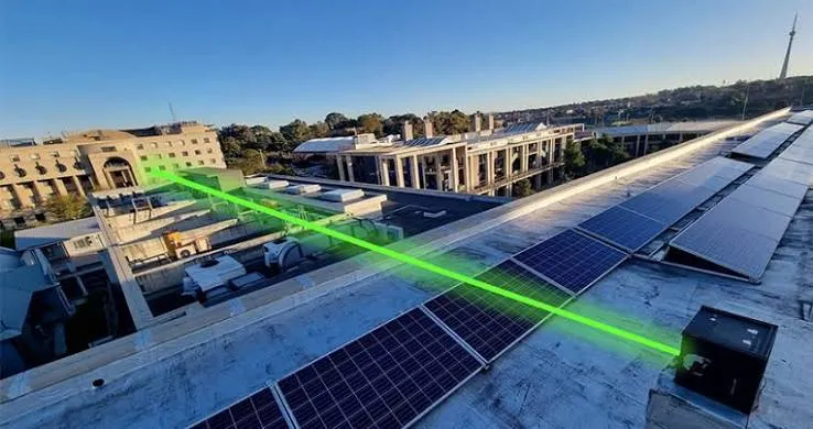 Wits e Bordeaux: laser su 270 metri al 98% senza ottica adattiva