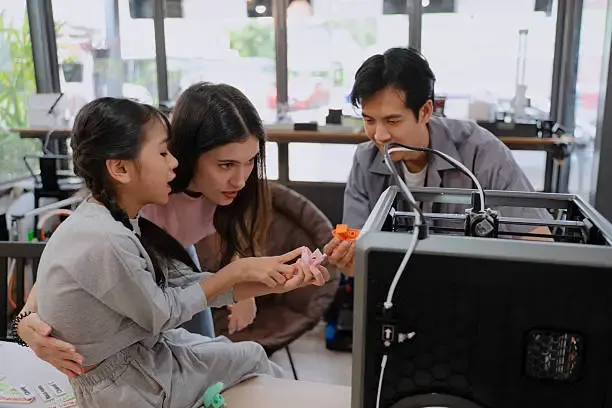 DJI diversifica e investe in Elegoo: una nuova era per il mercato delle stampanti 3D cinesi